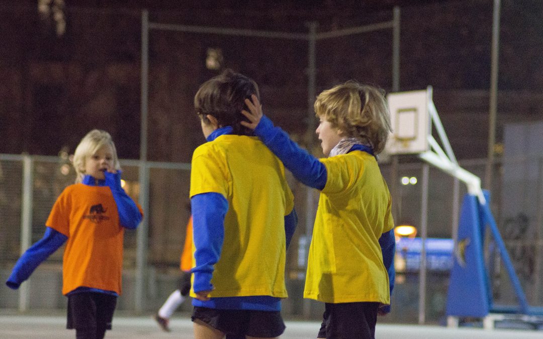 Inici de la competició escolar de futbol sala